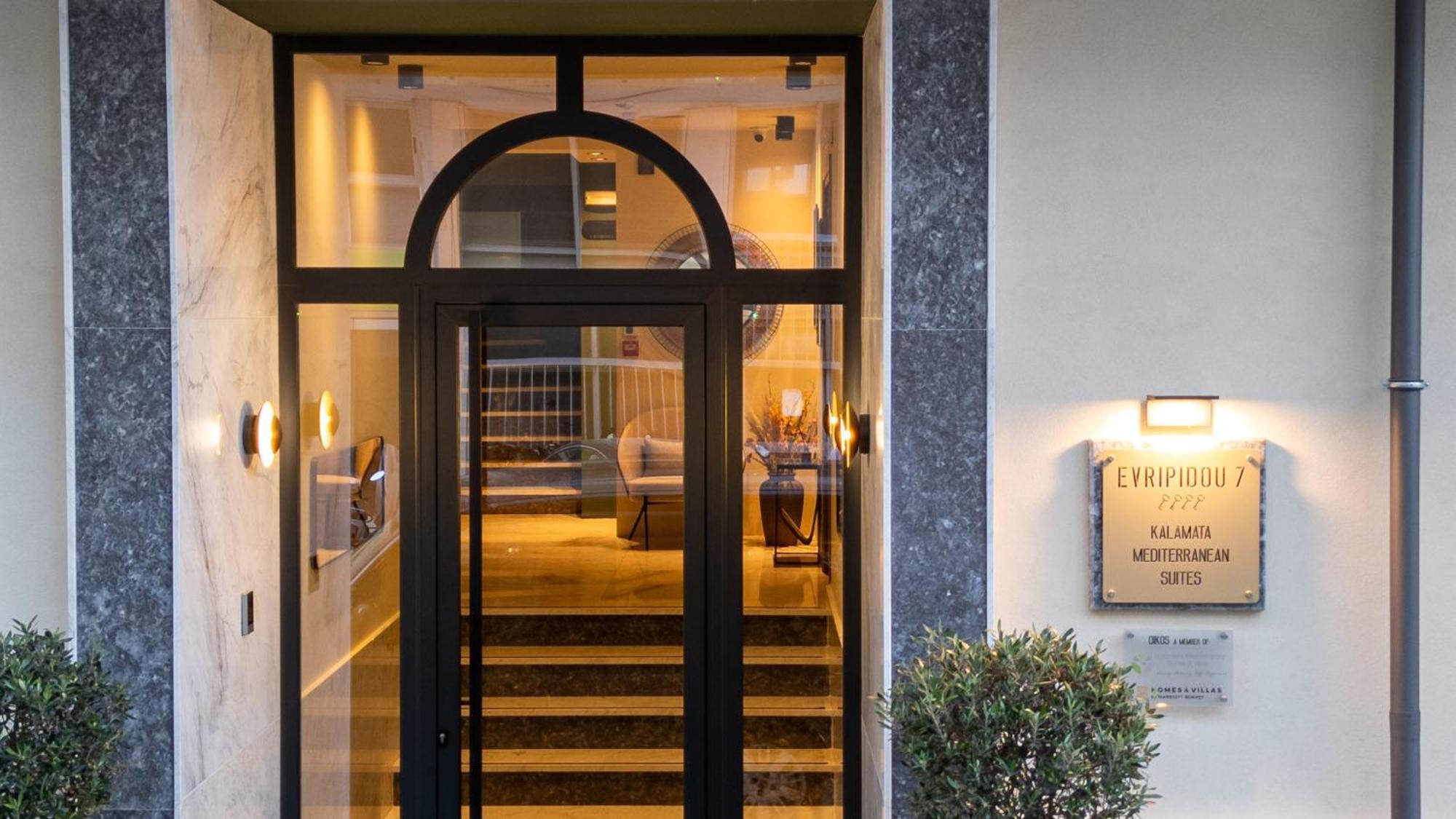 Evripidou 7 - Kalamata Mediterranean Suites Exteriör bild