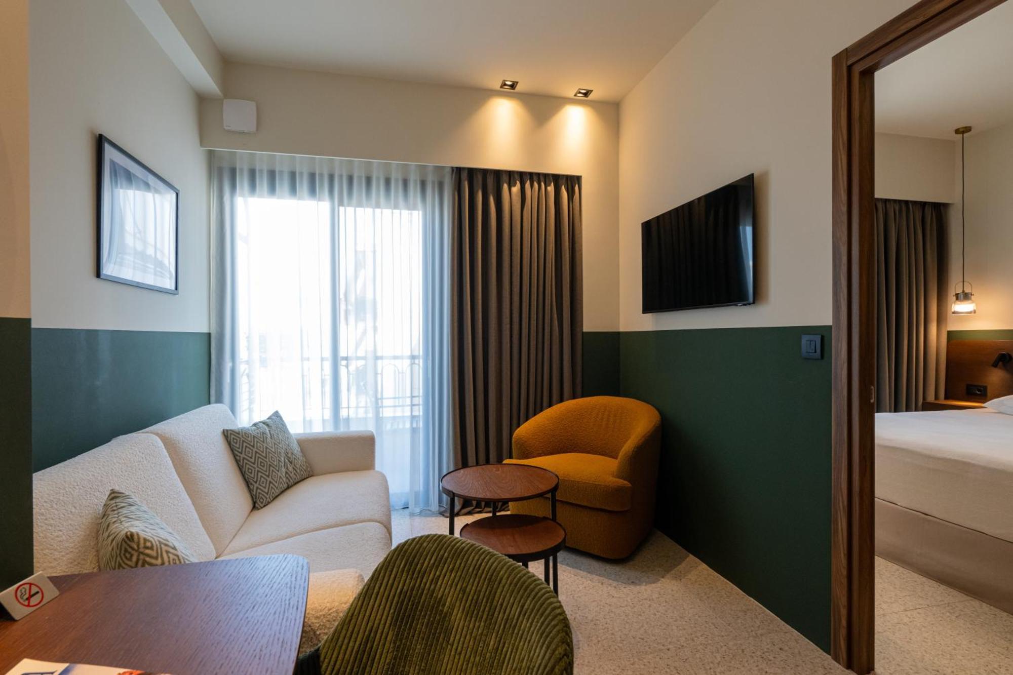 Evripidou 7 - Kalamata Mediterranean Suites Exteriör bild