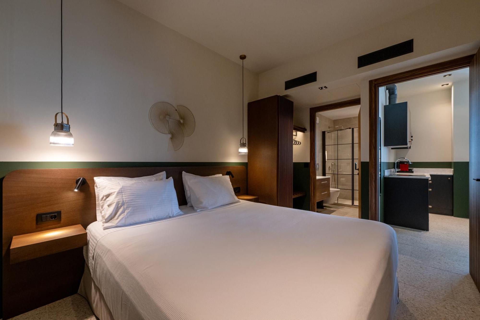 Evripidou 7 - Kalamata Mediterranean Suites Rum bild