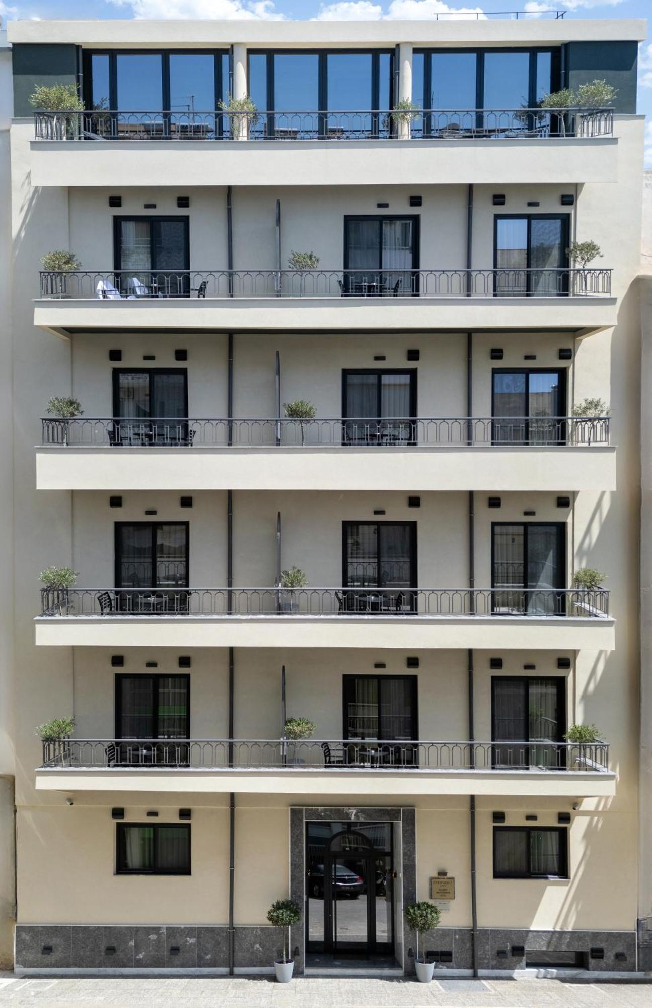 Evripidou 7 - Kalamata Mediterranean Suites Exteriör bild
