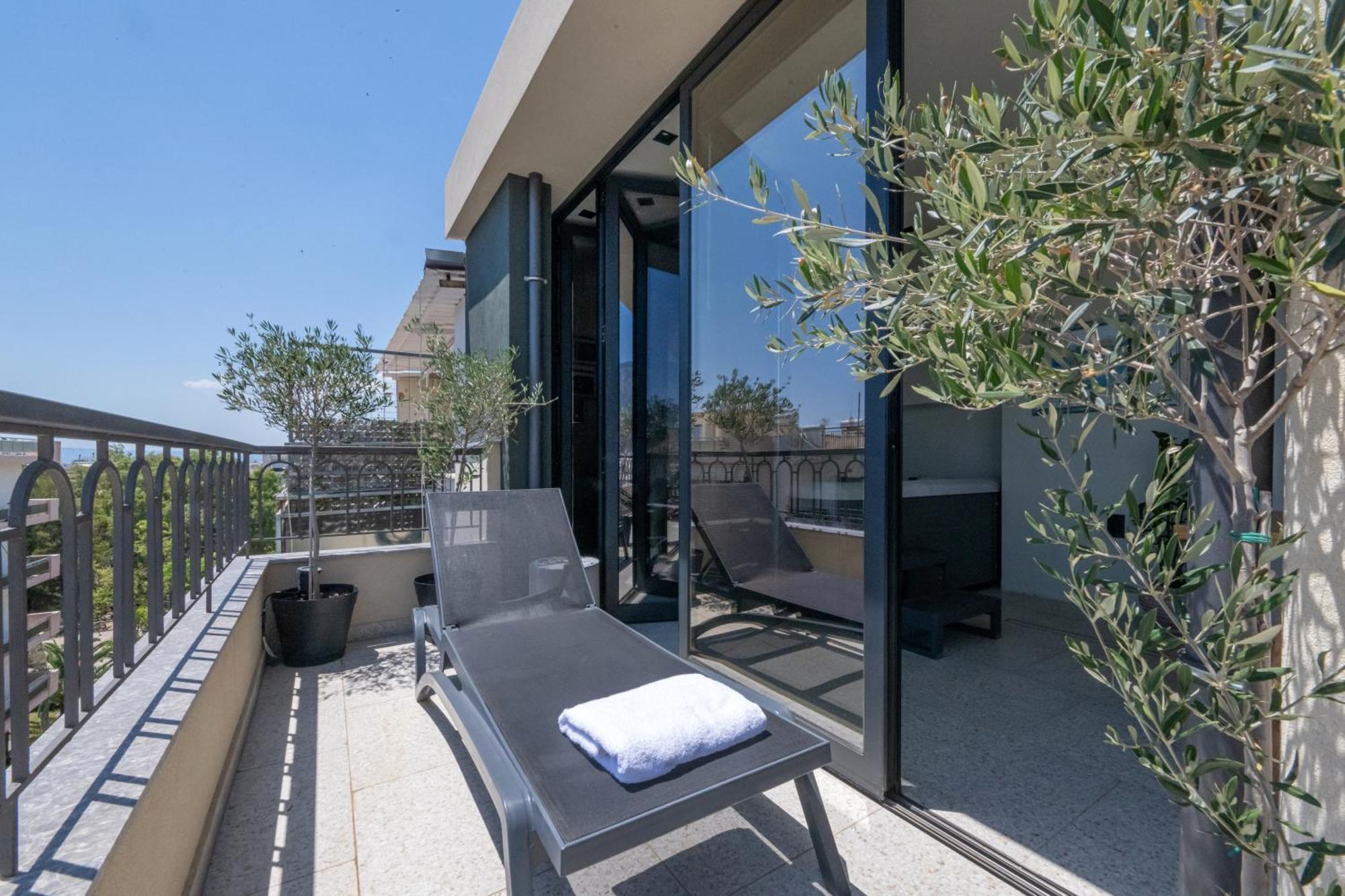 Evripidou 7 - Kalamata Mediterranean Suites Exteriör bild